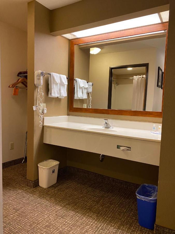Comfort Inn Marina On The Monterey Bay Екстер'єр фото