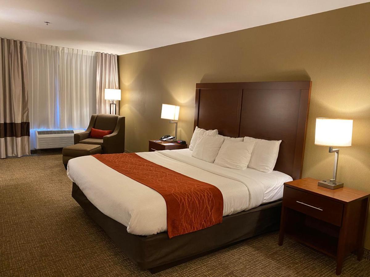Comfort Inn Marina On The Monterey Bay Екстер'єр фото