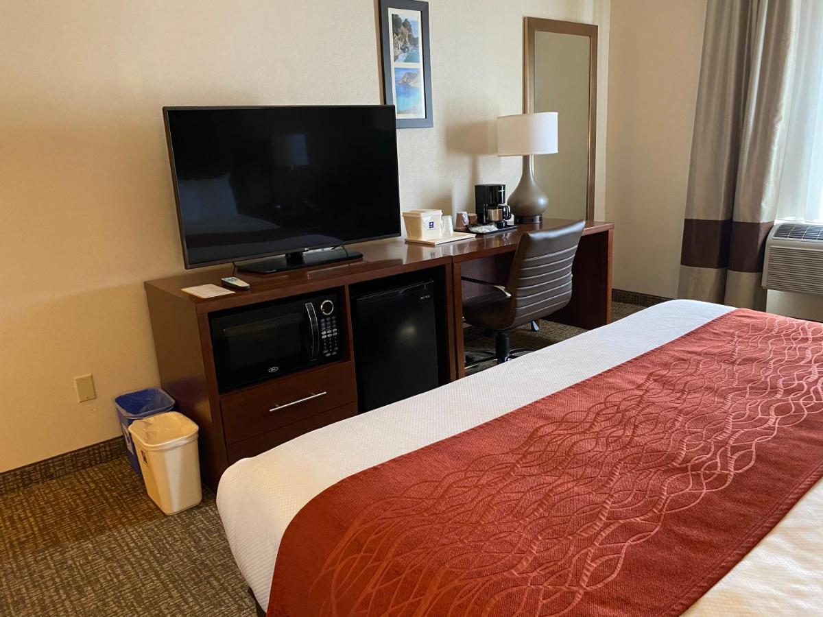 Comfort Inn Marina On The Monterey Bay Екстер'єр фото