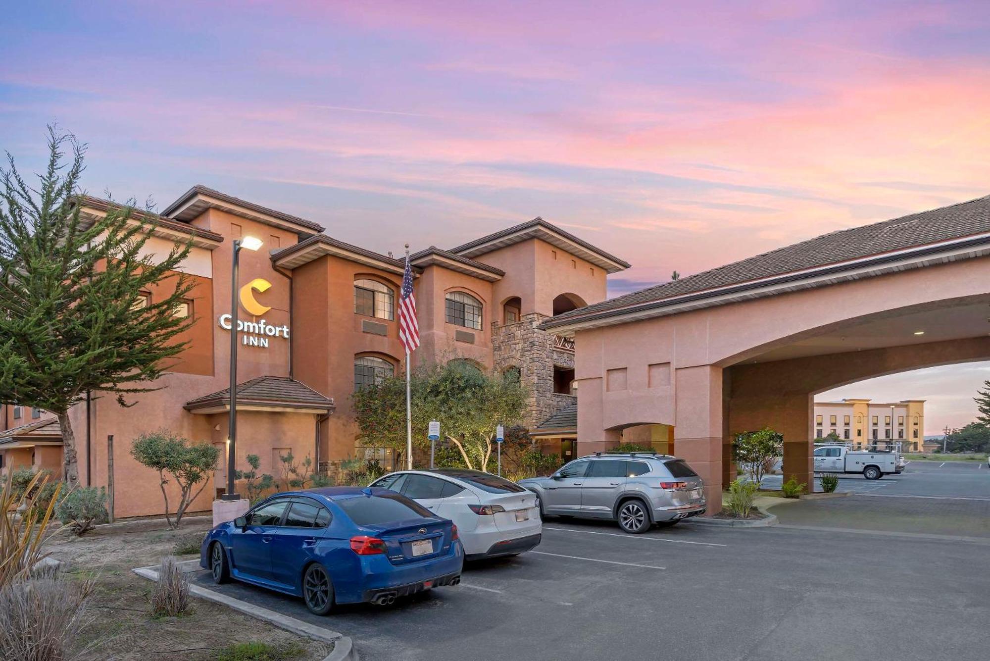 Comfort Inn Marina On The Monterey Bay Екстер'єр фото